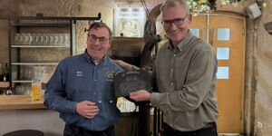 Traditioneller Weihnachtsstammtisch im Steinbach-Bräu